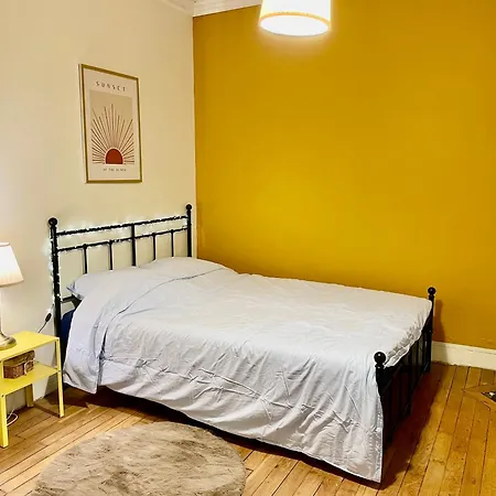 Holiday home Cozy Pavillon Quartier Laplace, Maison Des Examens
